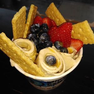 Meet your Posher, Violet